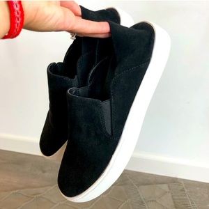 Steve Madden suede slip ons